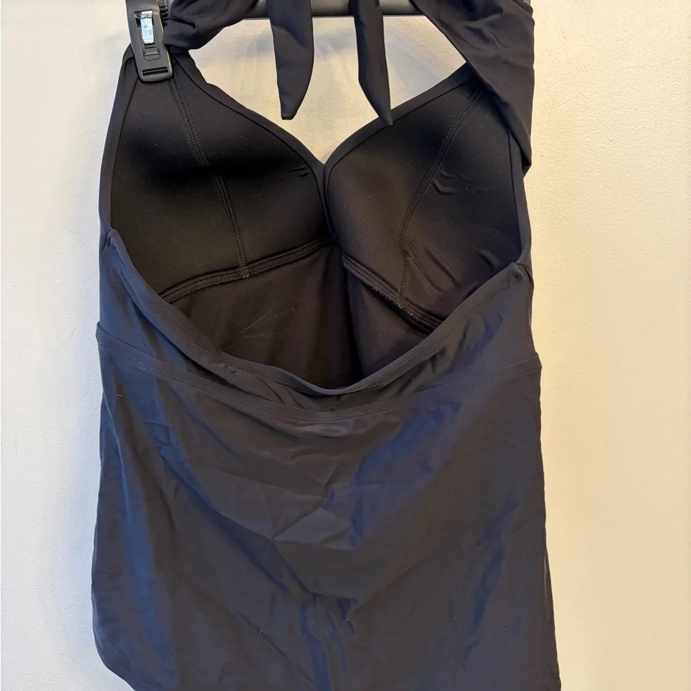 Black Women’s Halter swim ranking top. 16w/1x collections by Catalina nwot